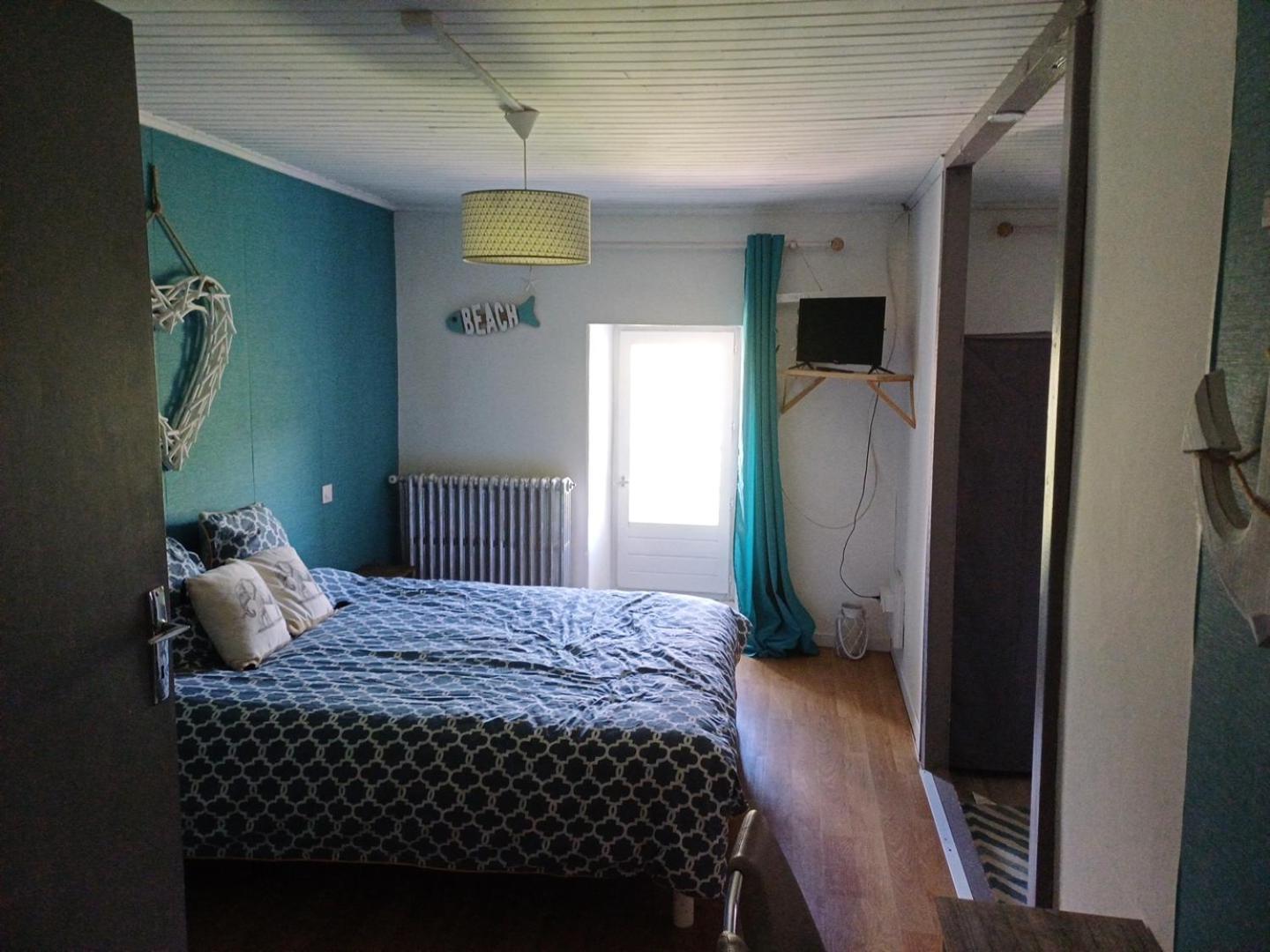 Auberge Des Platanes Villevocance Luaran gambar