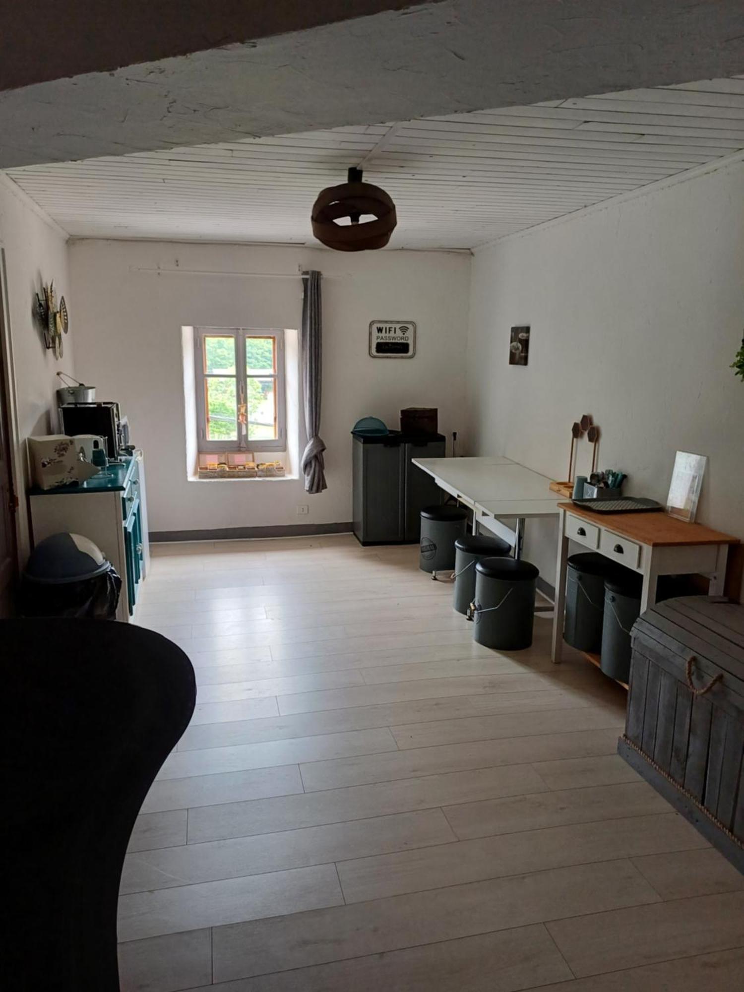 Auberge Des Platanes Villevocance Luaran gambar
